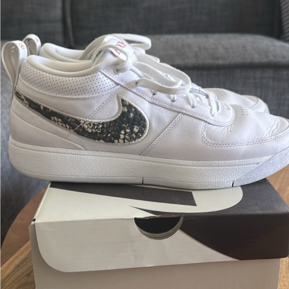 Nike Book 1 Rattlesnake